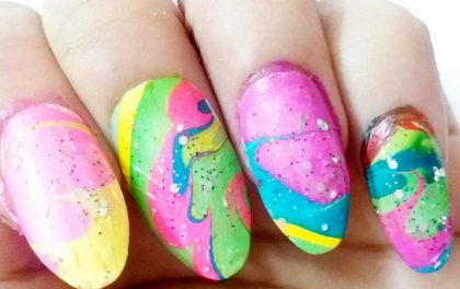 How to Create a Perfect Water Marble Nail Art