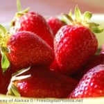 calorie less fruits strawberry
