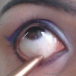 golden eyeliner