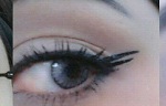 tripe winged eyeliner look