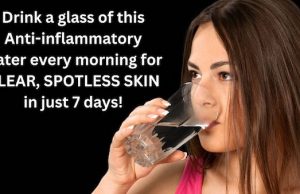 Drink a glass of this Anti-inflammatory water every morning for CLEAR SPOTLESS SKIN